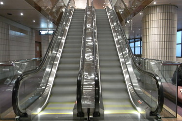 NT Handrail Installtion on London Underground